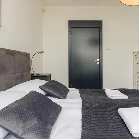 Royal Park Lazienki Mokotow By Renters *