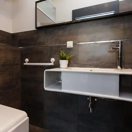 Apartment Royal Park Lazienki Mokotow By Renters